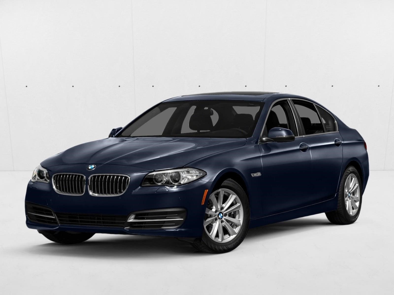 2016 BMW 5 Series 528i xDrive Sedan's photo