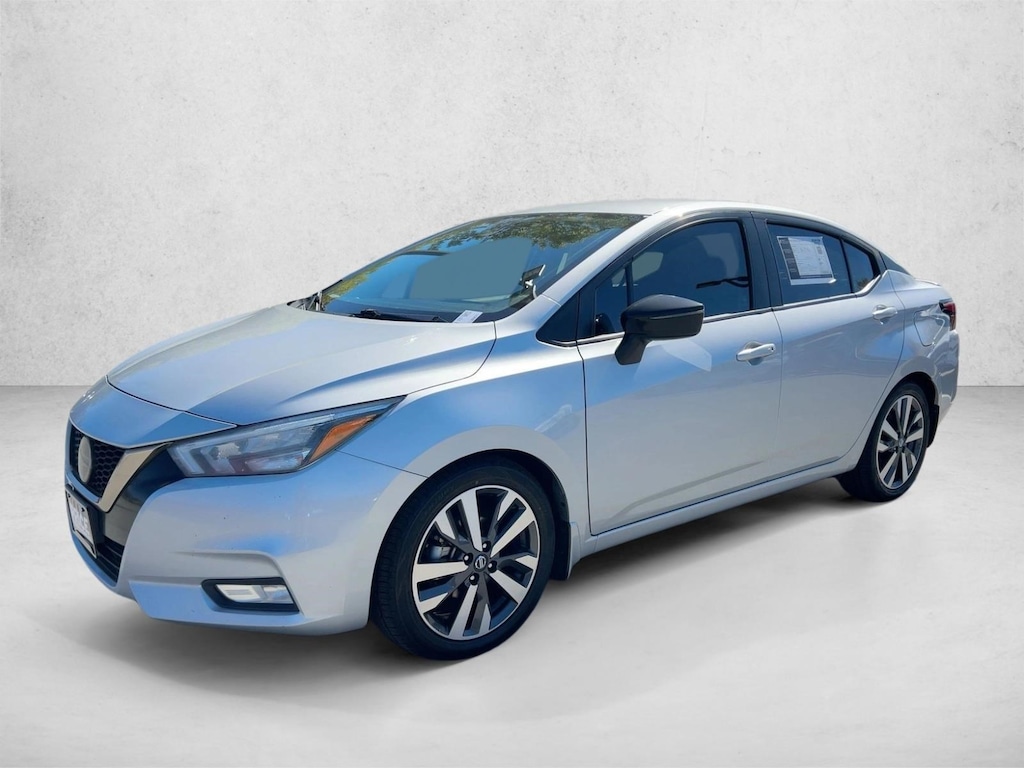 Used 2020 Nissan Versa 1.6 SR Sedan