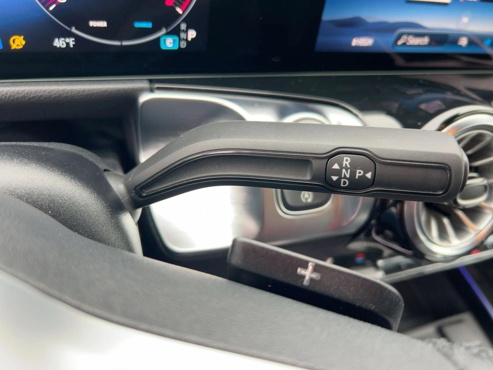 2025 Mercedes-Benz GLB Base - Photo 12