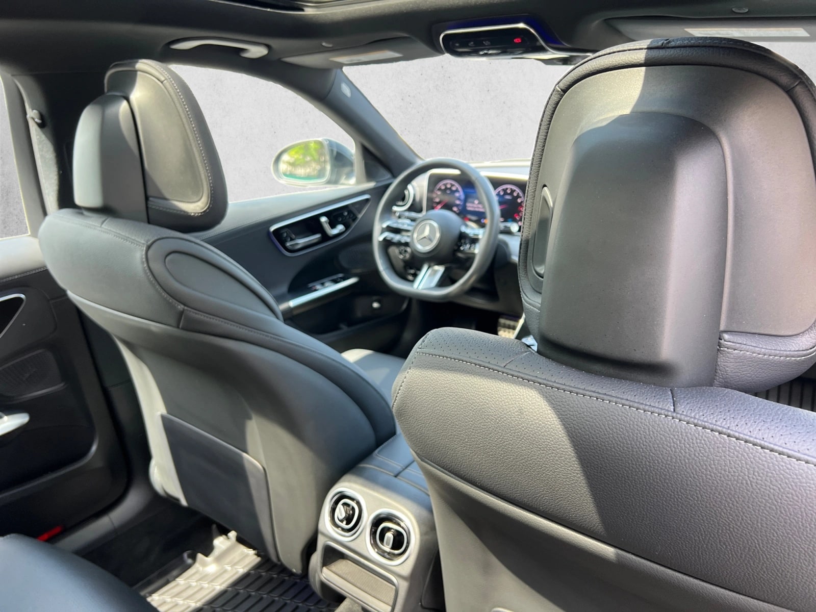 2026 Mercedes-Benz C-Class Sedan C 300 - Photo 26