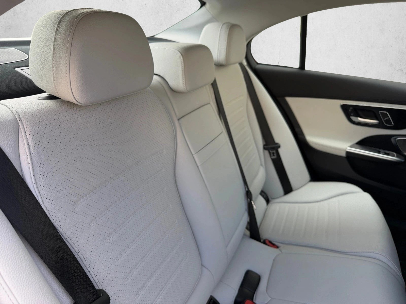 2026 Mercedes-Benz C-Class Sedan C 300 - Photo 22