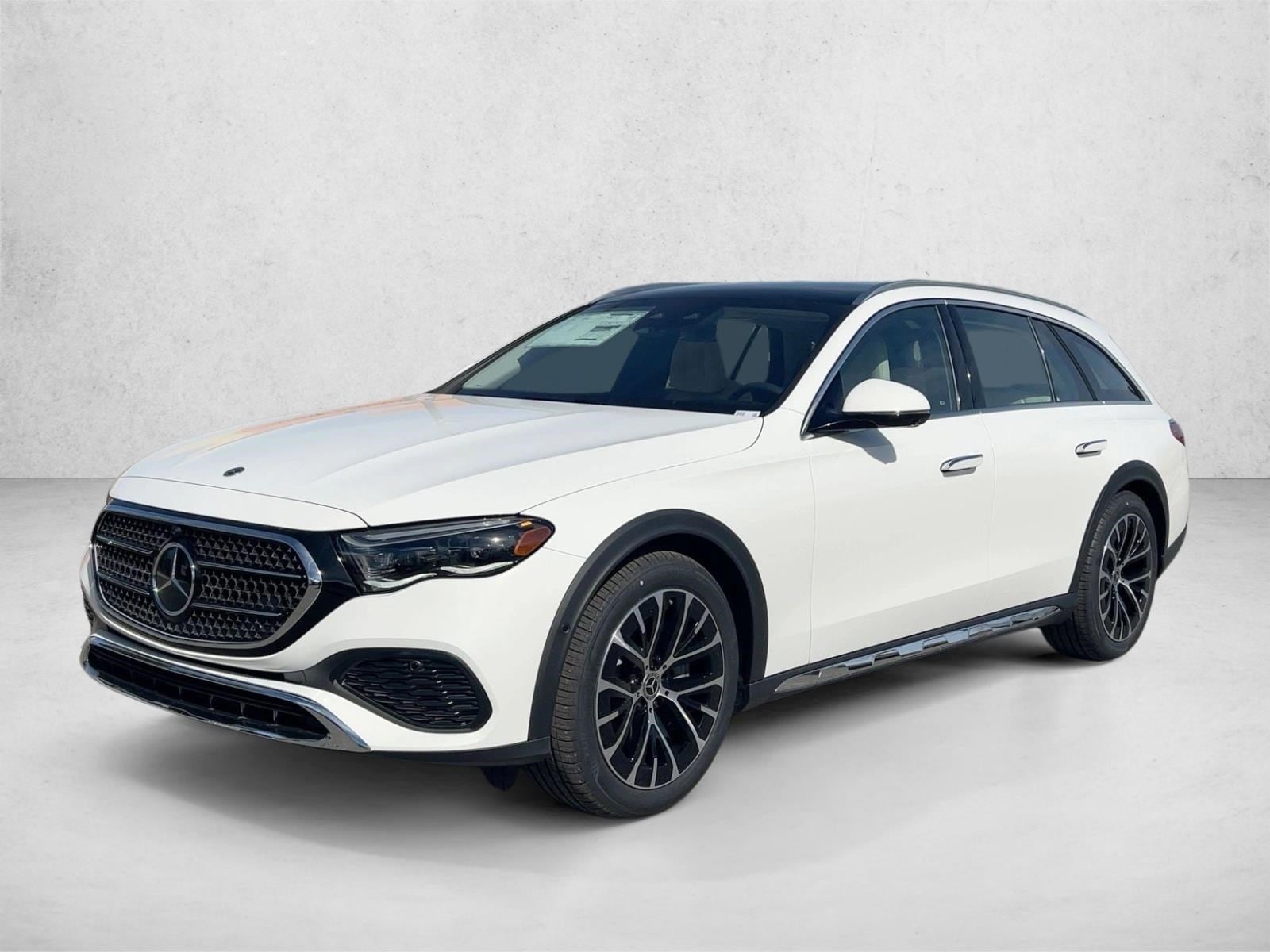 2026 Mercedes-Benz E-Class E450 4MATIC All-Terrain's photo