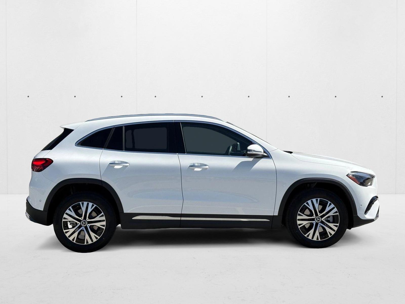 2025 Mercedes Benz GLA 250 4MATIC photo 4
