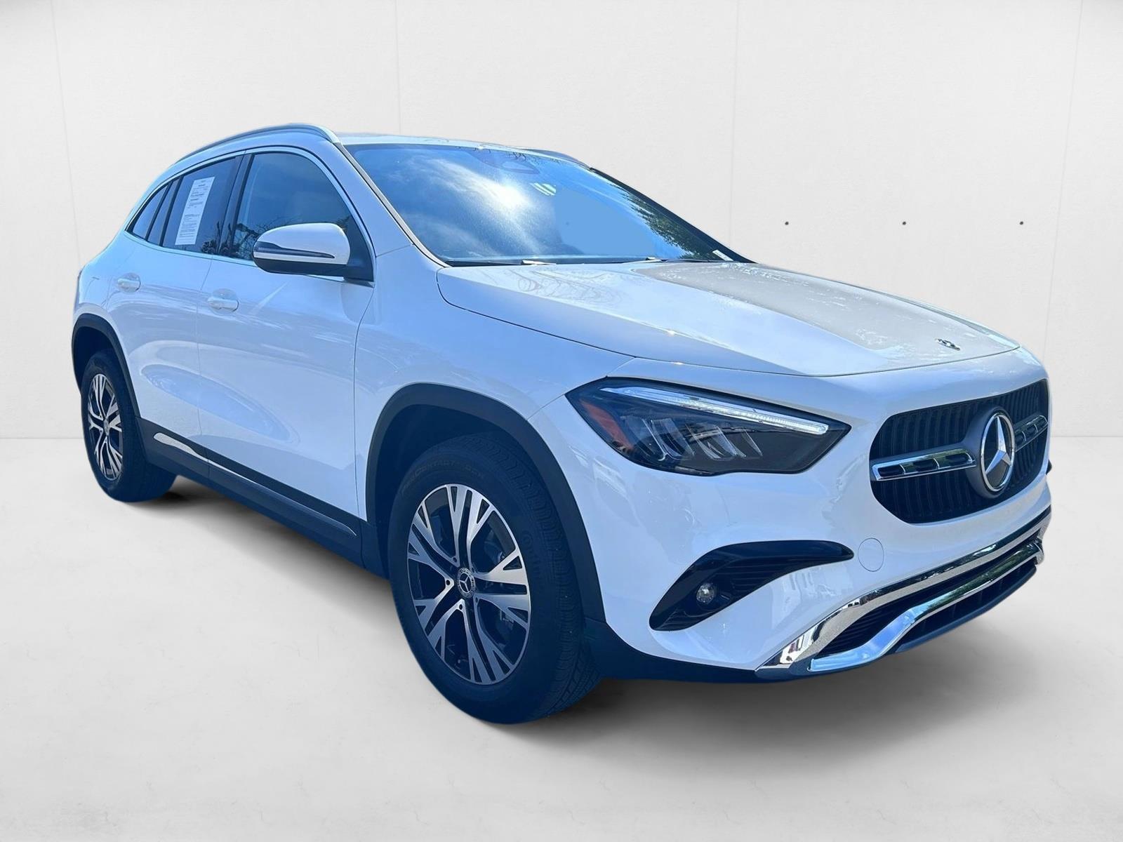 2025 Mercedes Benz GLA 250 4MATIC photo 3