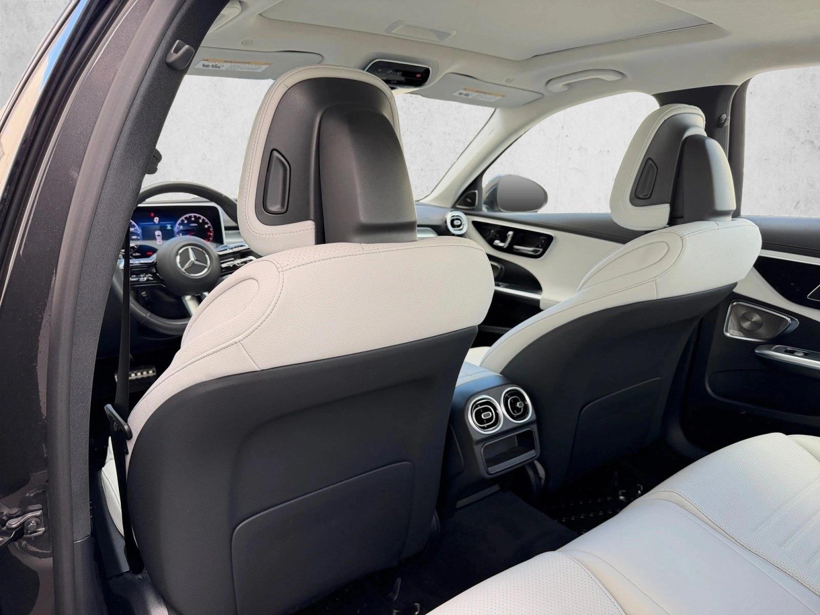 2026 Mercedes-Benz C-Class Sedan C 300 - Photo 18
