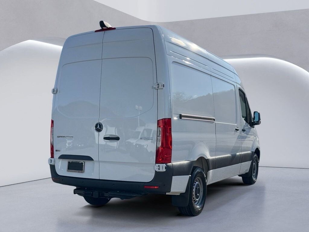 New 2025 Mercedes-Benz Sprinter 2500 Standard Roof 4-Cyl Diesel Cargo Van