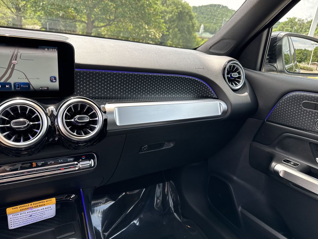 2025 Mercedes-Benz GLB Base - Photo 28