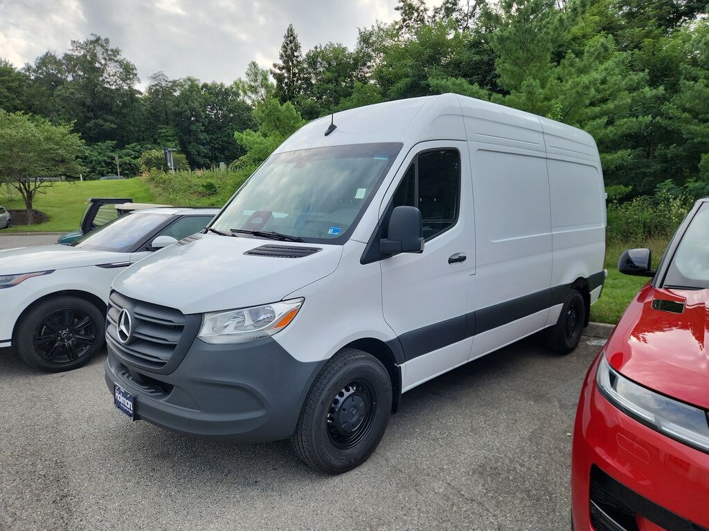 New 2025 Mercedes-Benz Sprinter 2500 Standard Roof 4-Cyl Diesel Cargo Van