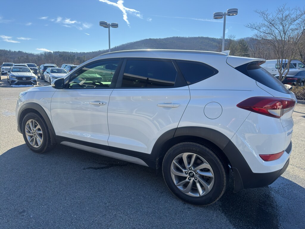 Used 2017 Hyundai Tucson SE Plus Sport Utility