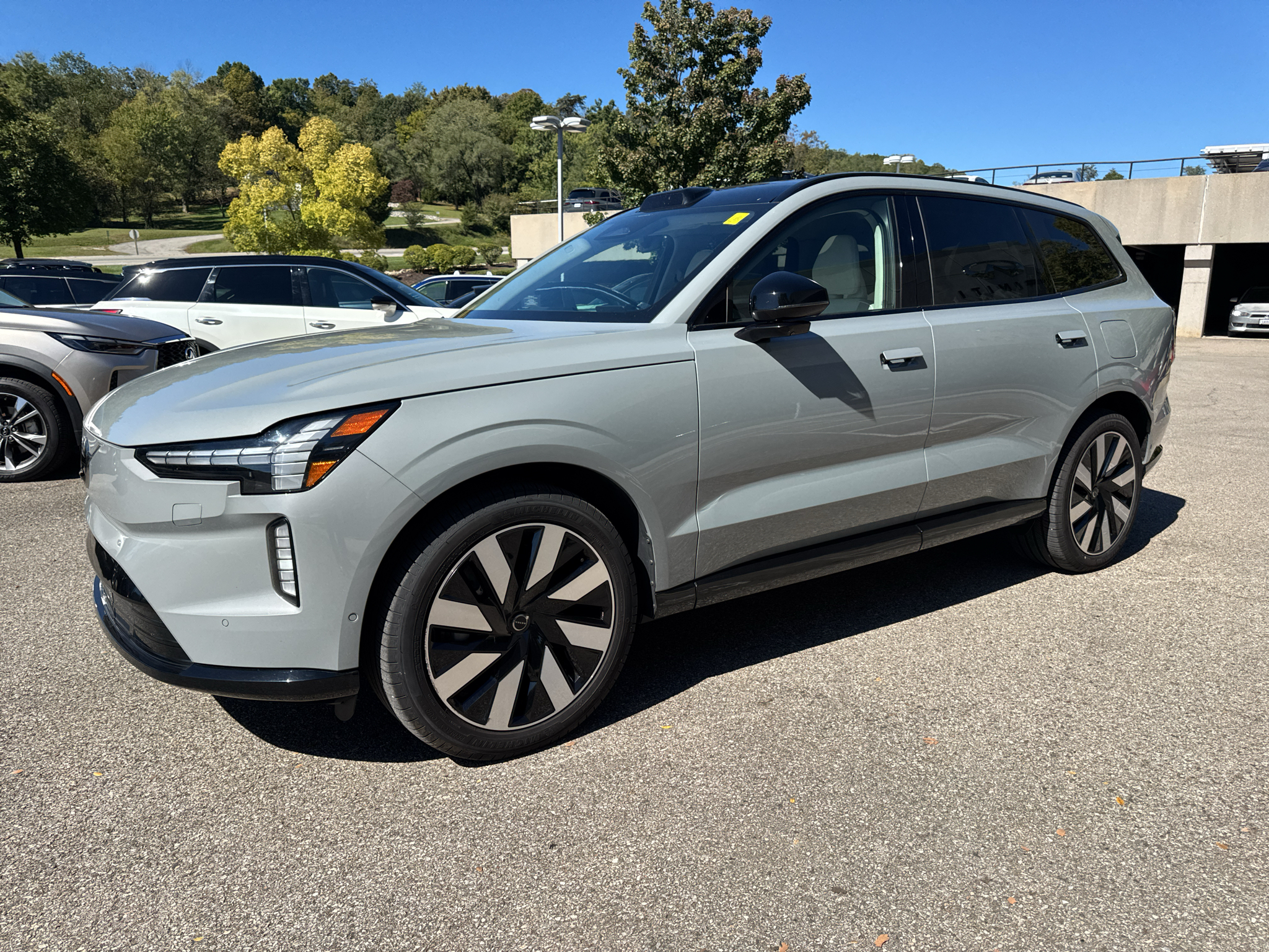 Used 2025 Volvo EX90 Twin Motor Ultra 7-Seater Sport Utility