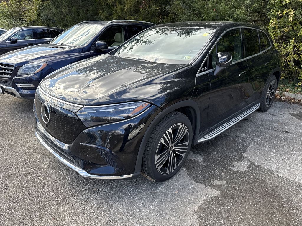 2023 Mercedes Benz EQS SUV 450 photo 2