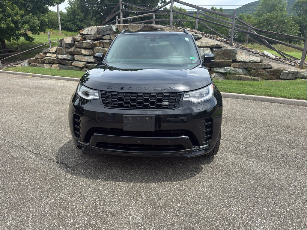 Used 2025 Land Rover Discovery P360 Dynamic SE Sport Utility