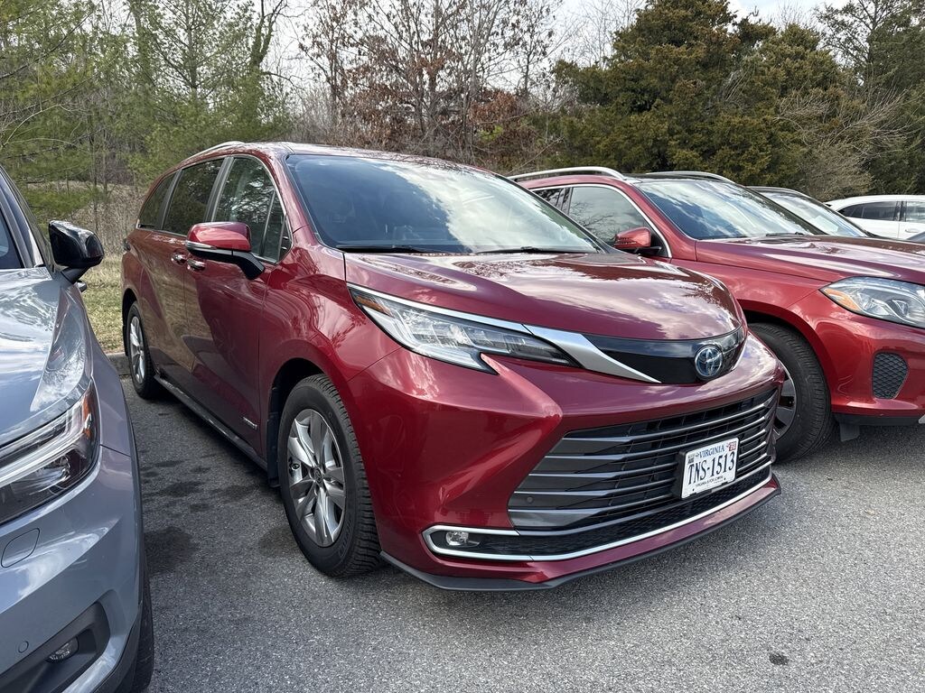 Used 2021 Toyota Sienna Limited 7 Passenger Passenger Van