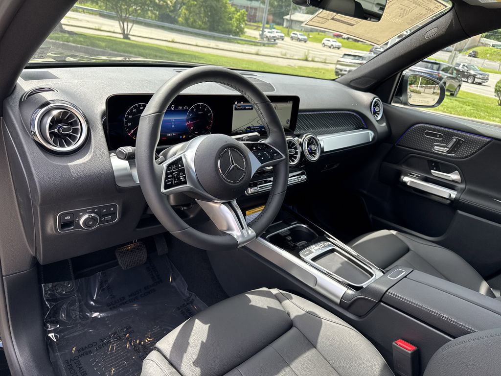 2025 Mercedes-Benz GLB Base - Photo 14