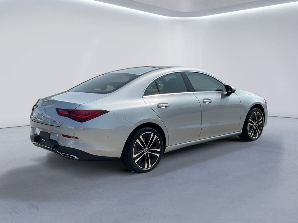 2025 Mercedes Benz CLA 250 4MATIC photo 3