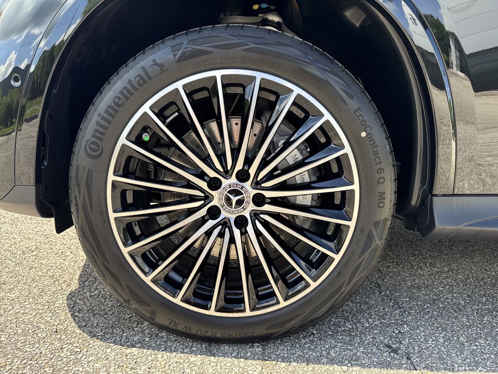 2025 Mercedes-Benz GLC Base - Photo 8