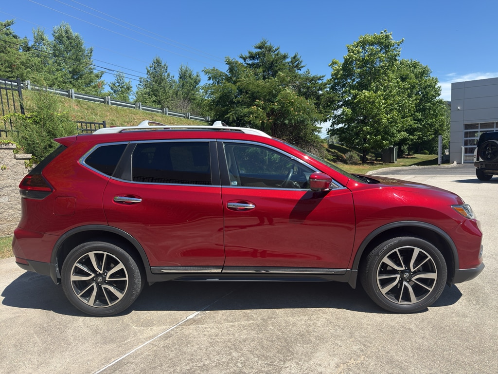Used 2020 Nissan Rogue SL Sport Utility