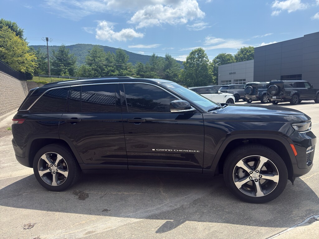 Used 2023 Jeep Grand Cherokee Limited Wagon