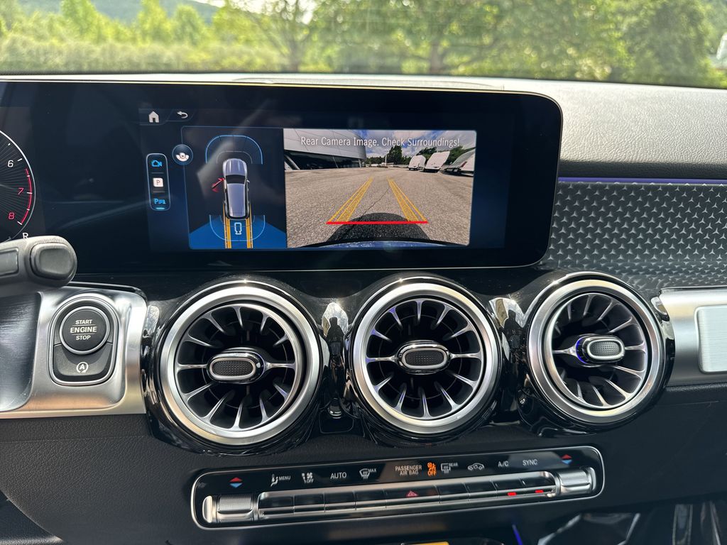 2025 Mercedes-Benz GLB Base - Photo 24