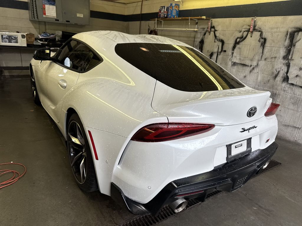 2022 Toyota Supra 3.0 Premium photo 3