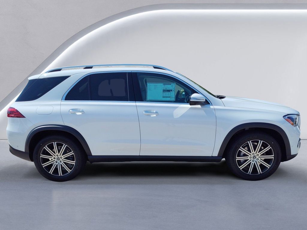 2025 Mercedes Benz GLE 350 photo 3