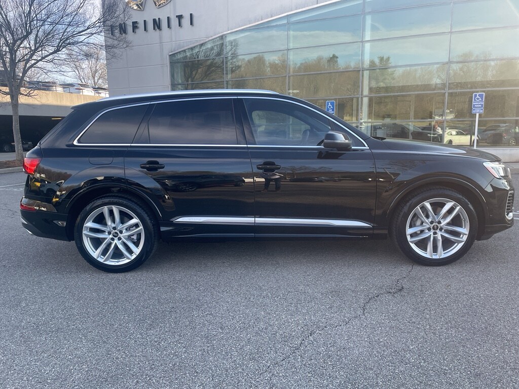 Used 2025 Audi Q7 55 Premium Plus Sport Utility
