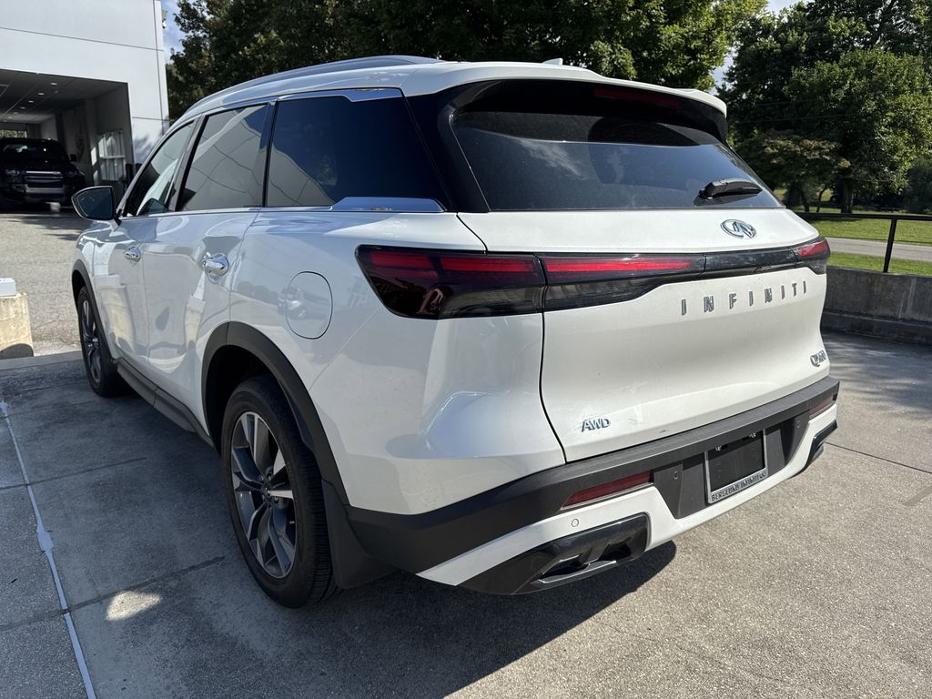 2025 Infiniti QX60 Luxe photo 4