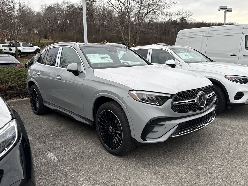 2026 Mercedes-Benz GLC Base's photo