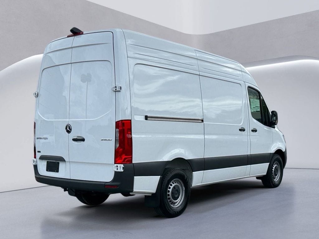 New 2025 Mercedes-Benz Sprinter 2500 Standard Roof 4-Cyl Diesel RWD