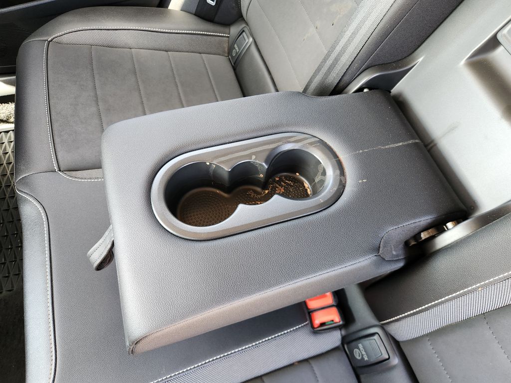 2022 Volkswagen Taos SE - Photo 12