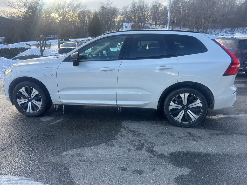 Used 2024 Volvo XC60 T8 Plus Dark Sport Utility
