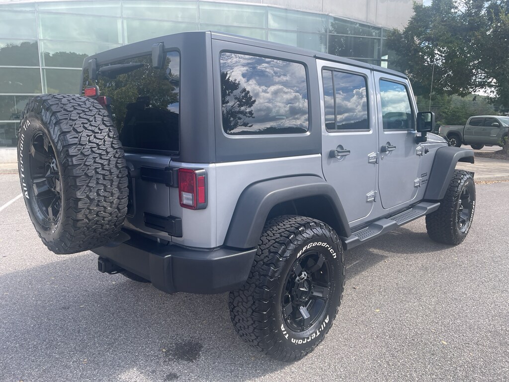2016 Jeep Wrangler Sport photo 3
