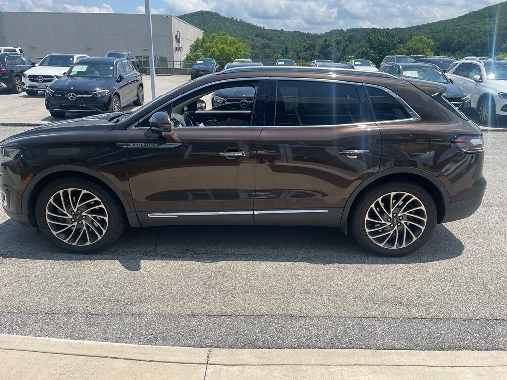 Used 2020 Lincoln Nautilus Reserve Sport Utility