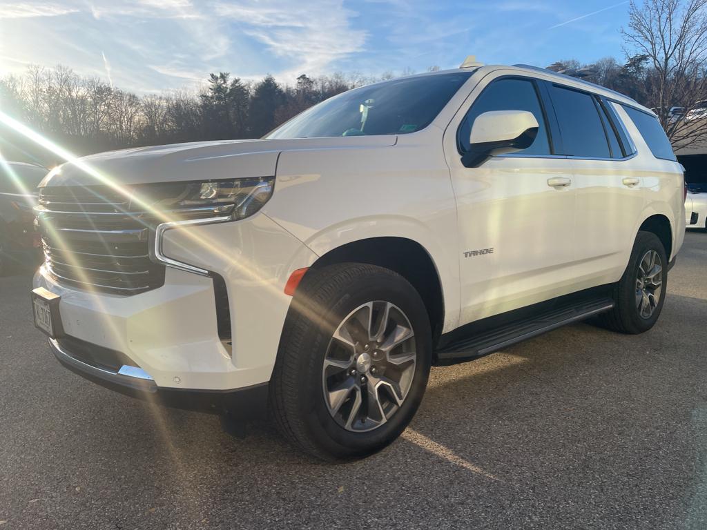 2022 Chevrolet Tahoe LT photo 3