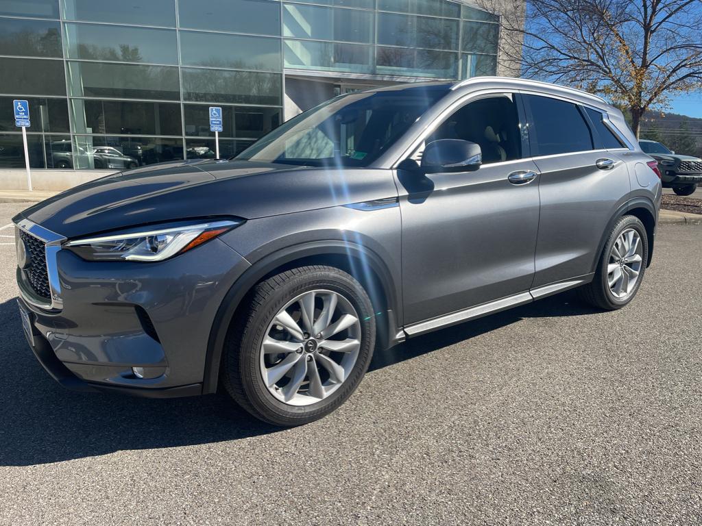 2021 Infiniti QX50 Luxe photo 4