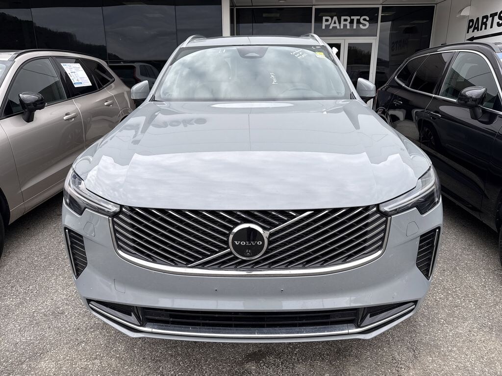 Used 2025 Volvo XC90 B6 (2025.5) Plus 7-Seater Sport Utility