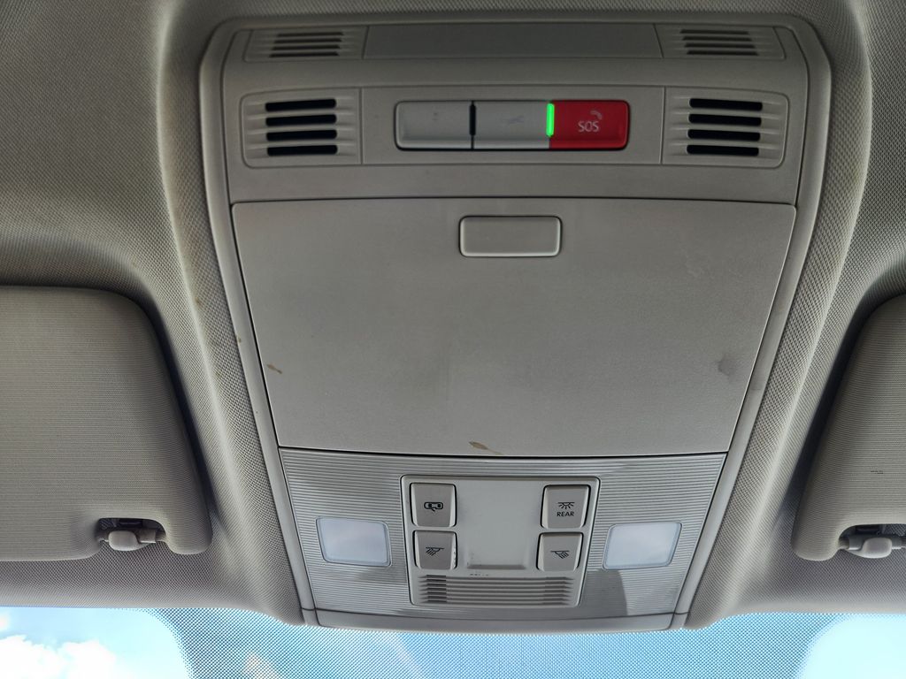2022 Volkswagen Taos SE - Photo 30