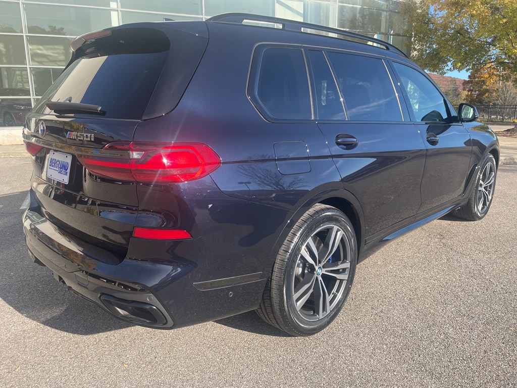 2021 Bmw X7 M50i photo 3