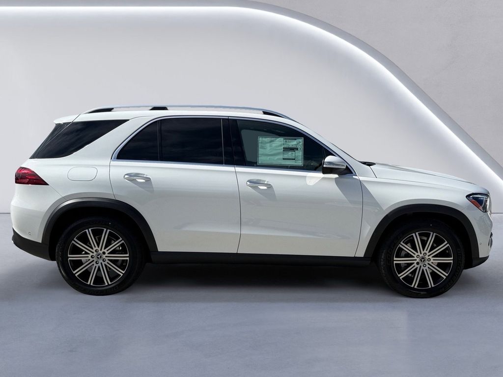 2026 Mercedes Benz GLE 350 4MATIC photo 2