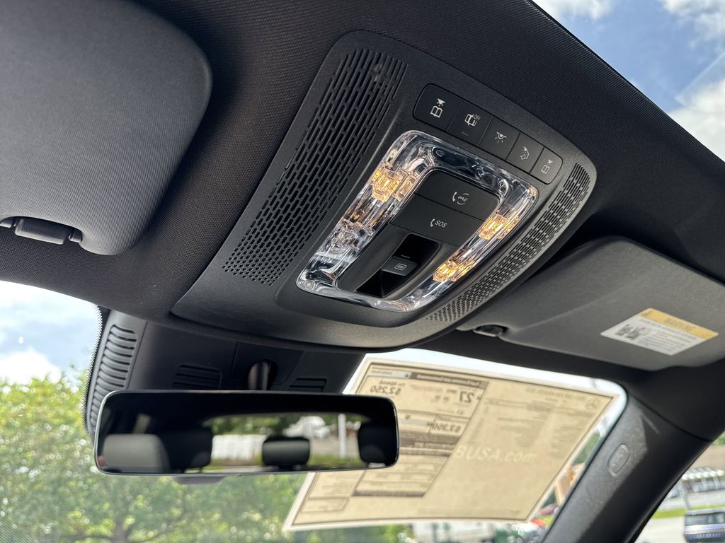 2025 Mercedes-Benz GLB Base - Photo 31