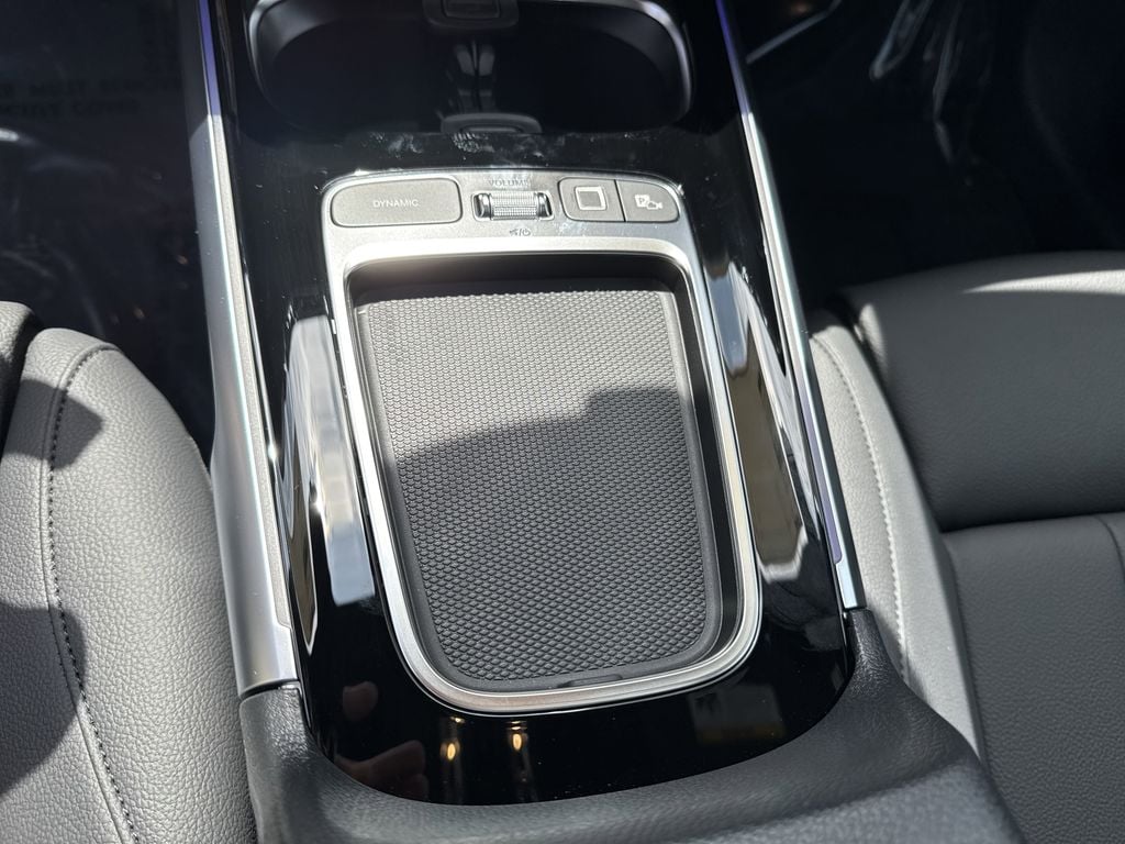 2025 Mercedes-Benz GLB Base - Photo 27