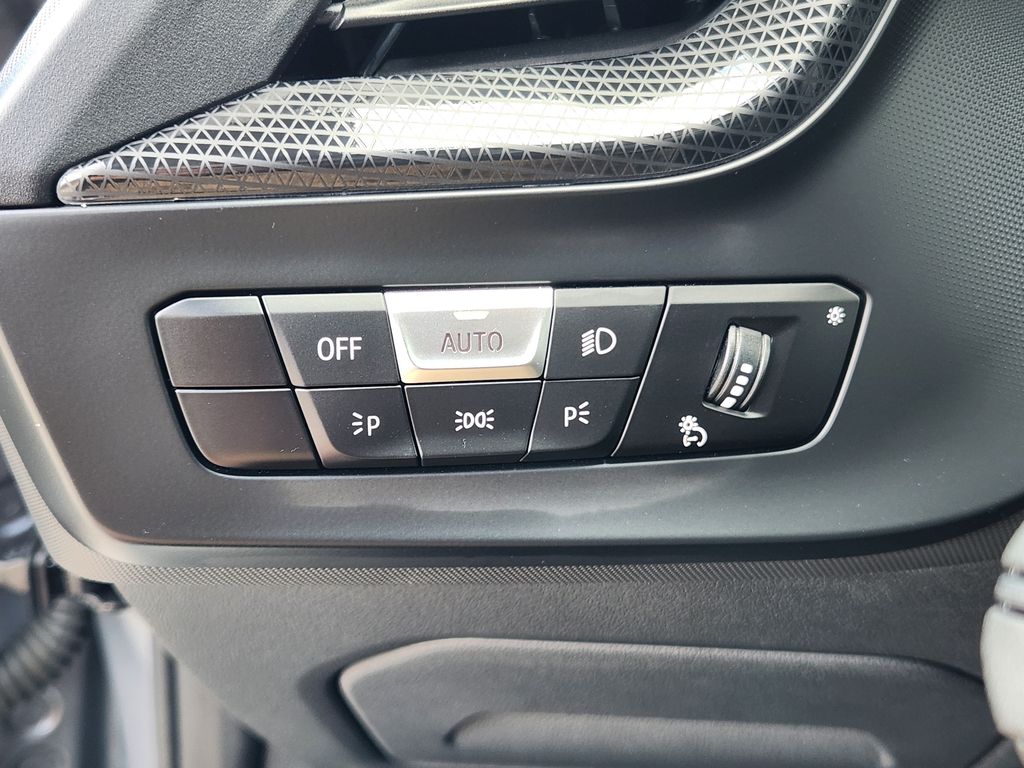 2024 BMW 2 Series M235i - Photo 19