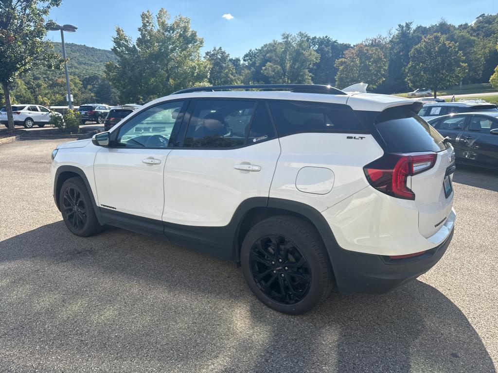 2022 Gmc Terrain SLT photo 3