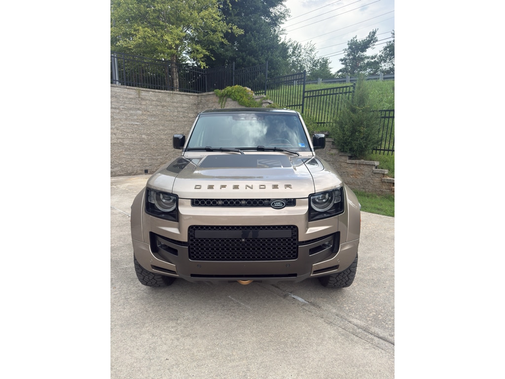 Used 2025 Land Rover Defender 110 OCTA Edition One SUV