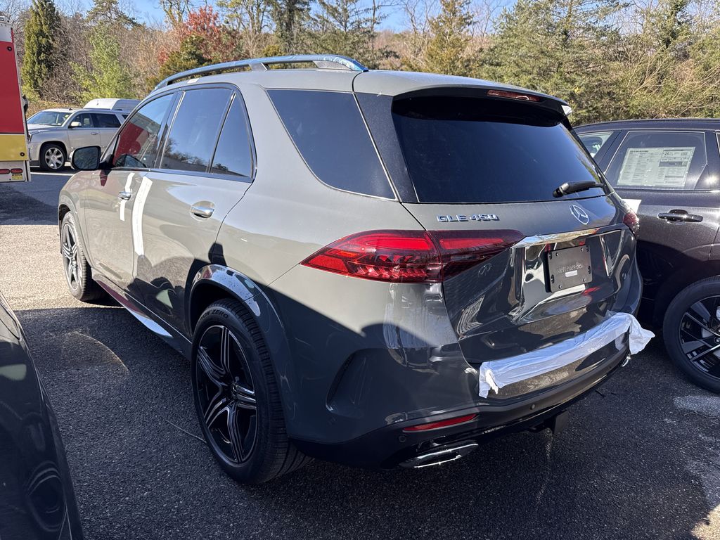 2026 Mercedes Benz GLE 450 4MATIC photo 3