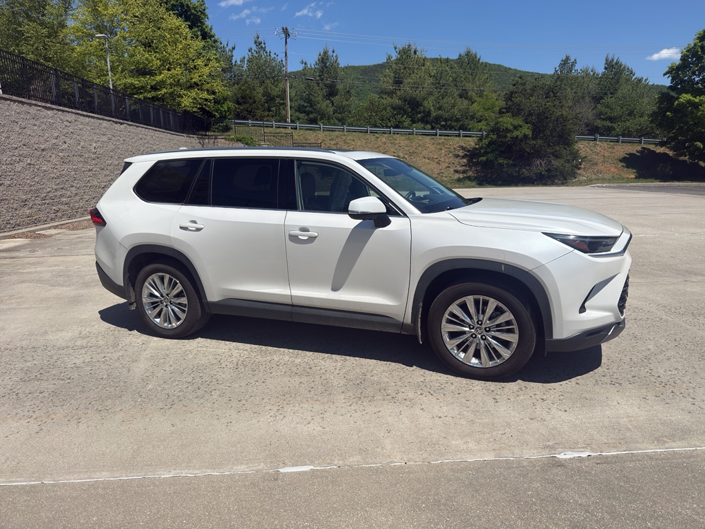 Used 2024 Toyota Grand Highlander Platinum Sport Utility