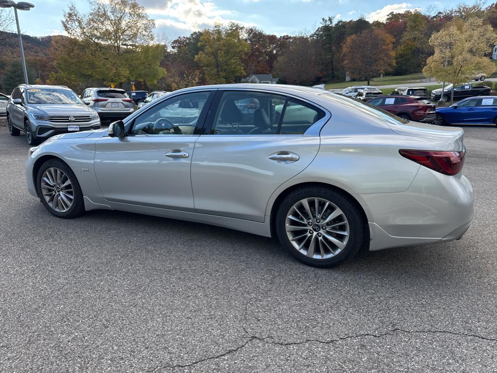 2019 Infiniti Q50 3.0t LUXE photo 3