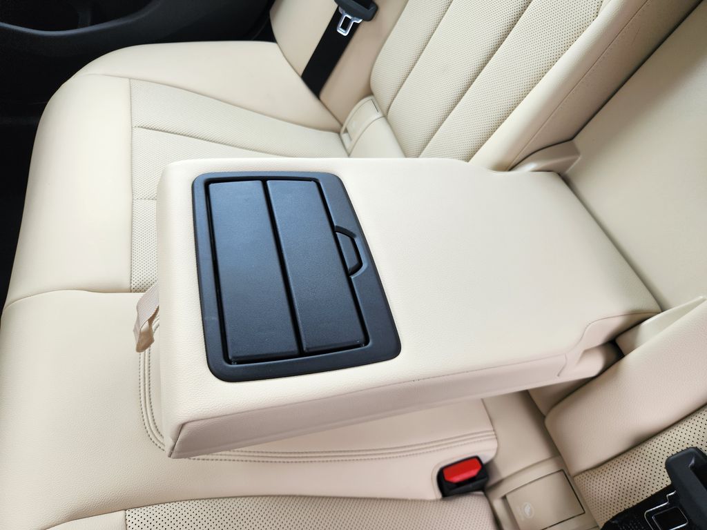 2026 BMW 3 Series 330i - Photo 13