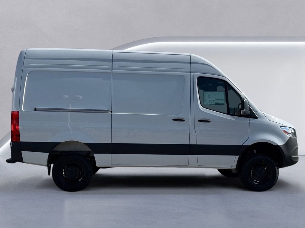 New 2025 Mercedes-Benz Sprinter 2500 Standard Roof 4-Cyl Diesel HO AWD