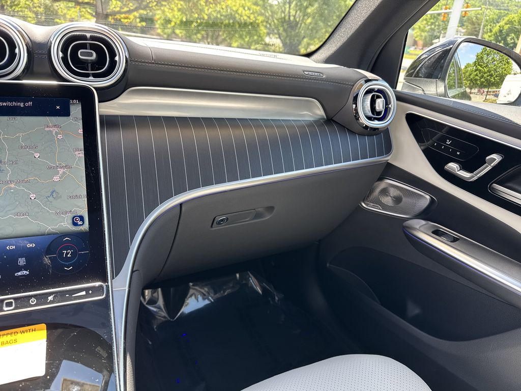 2025 Mercedes-Benz GLC Base - Photo 25